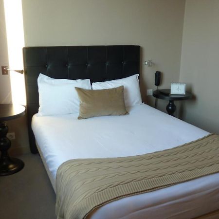 Astrid Hotel Ренн Екстер'єр фото